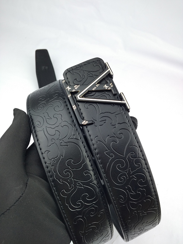 Replica Louis Vuitton Belt L154-75 38Mm Gold