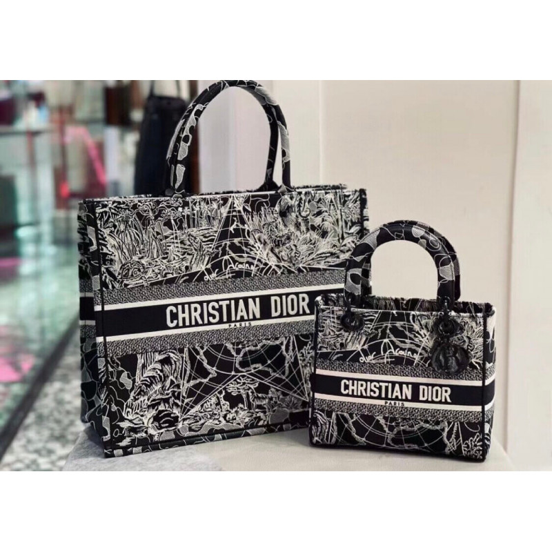 Replica Christian Dior Medium Lady D-Lite Bag Black And White Around The World Embroidery M0565