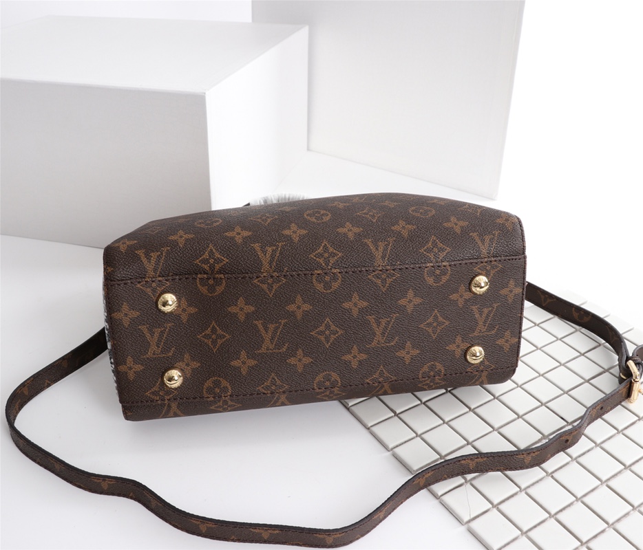 Replica Louis Vuitton Classic Monogram Handle Bag With Strap