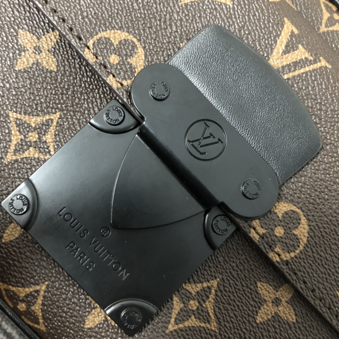 Replica Louis Vuitton S Lock Messenger M45863