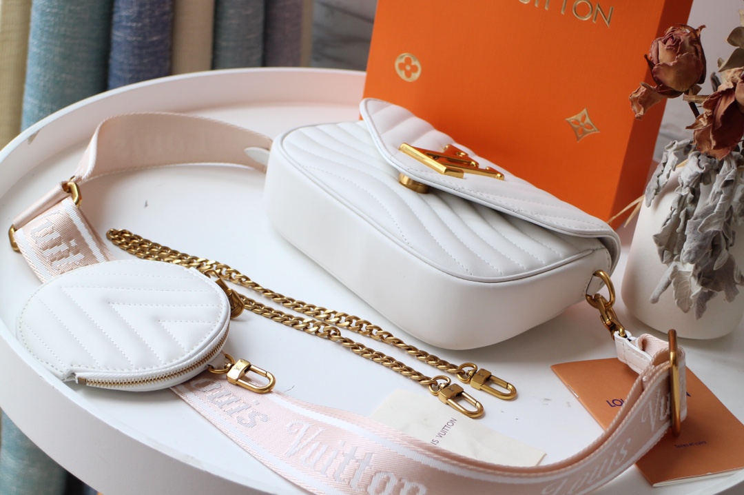 Replica Louis Vuitton New Wave Multi-Pochette M56471