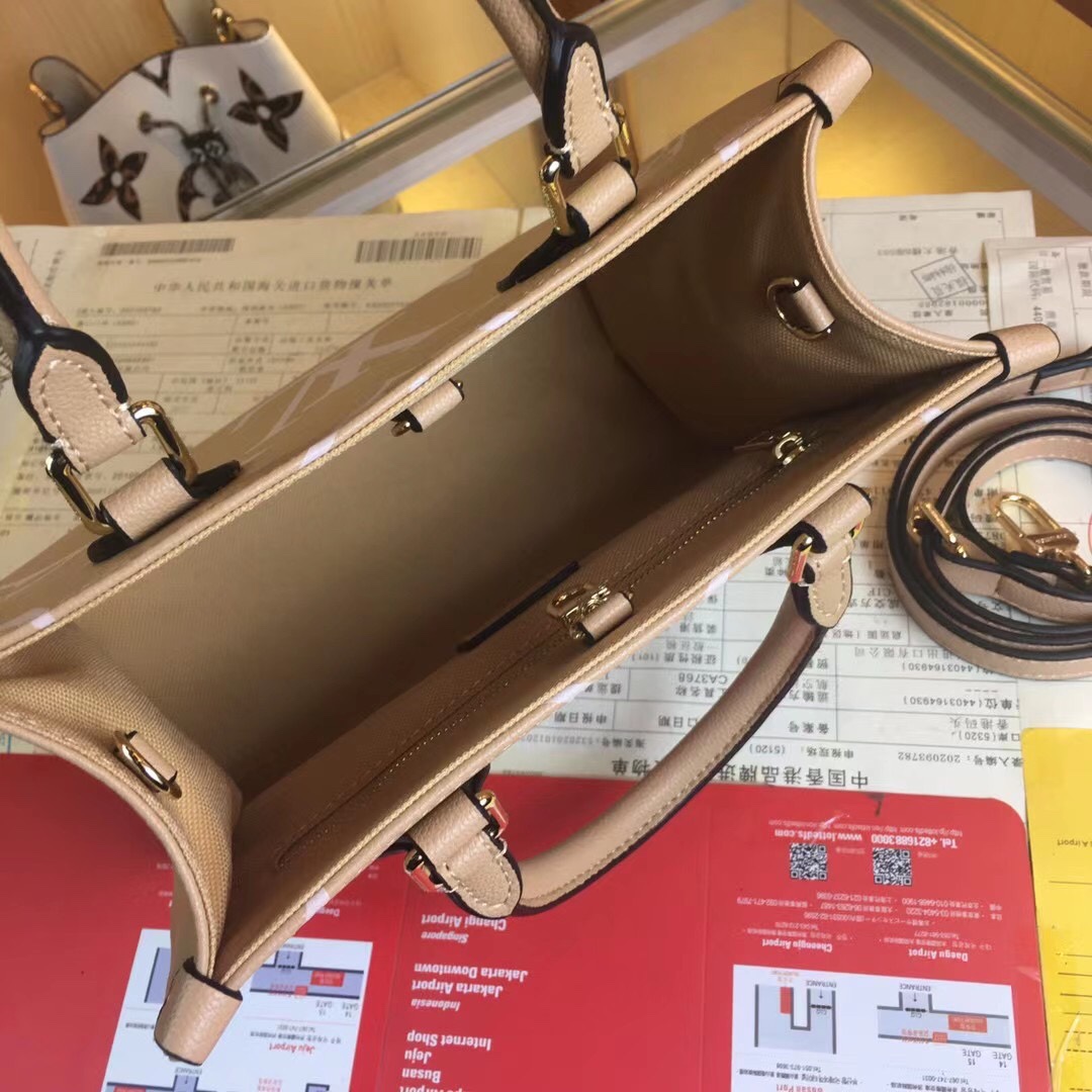 Replica Louis Vuitton Onthego Pm M45659 Black/White/Beige