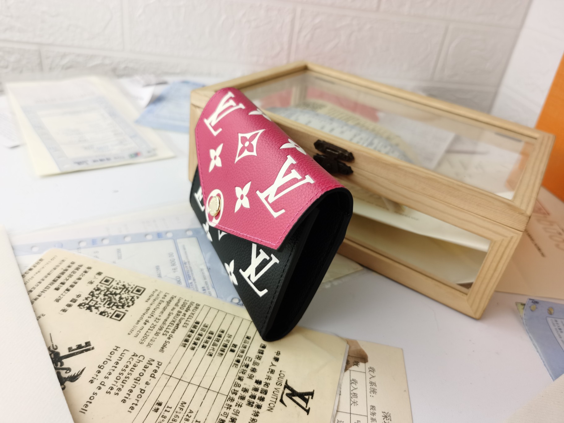 Replica Louis Vuitton Aaa-Victorine Wallet M81285