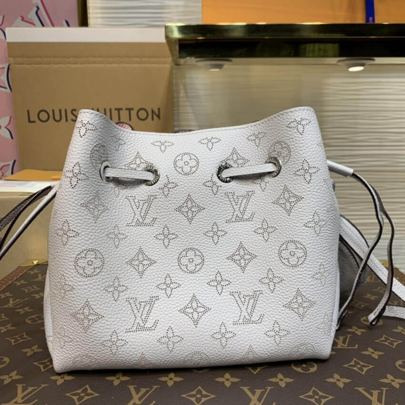 Replica Louis Vuitton Mahina Leather Bella M58480