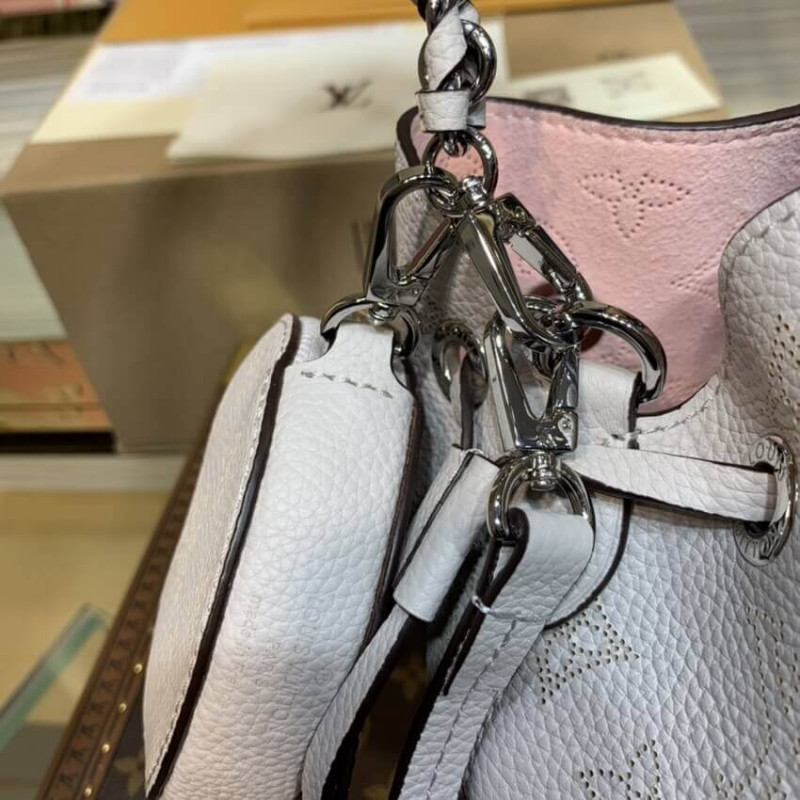 Replica Louis Vuitton Mahina Leather Bella M58480