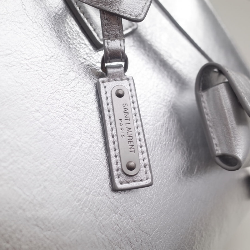 Replica Saint Laurent Sac De Jour Souple Baby In Crumpled Silver Calf Leather 477477