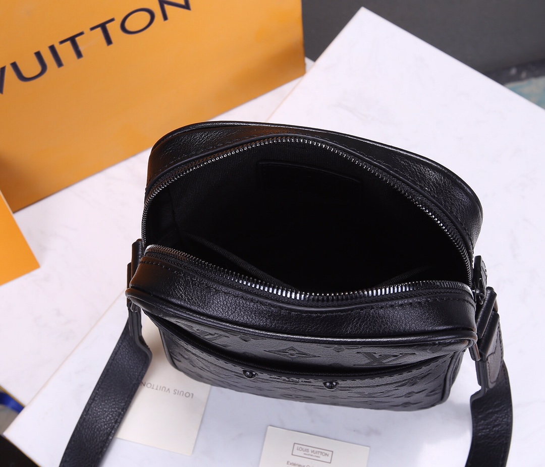 Replica Louis Vuitton Monogram Shadow Danube Slim Black M44972