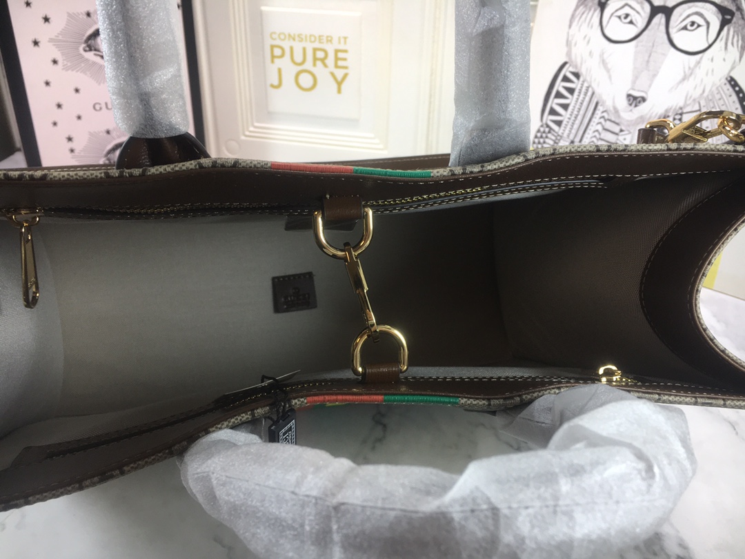 Replica Gucci Off The Grid Tote Bag