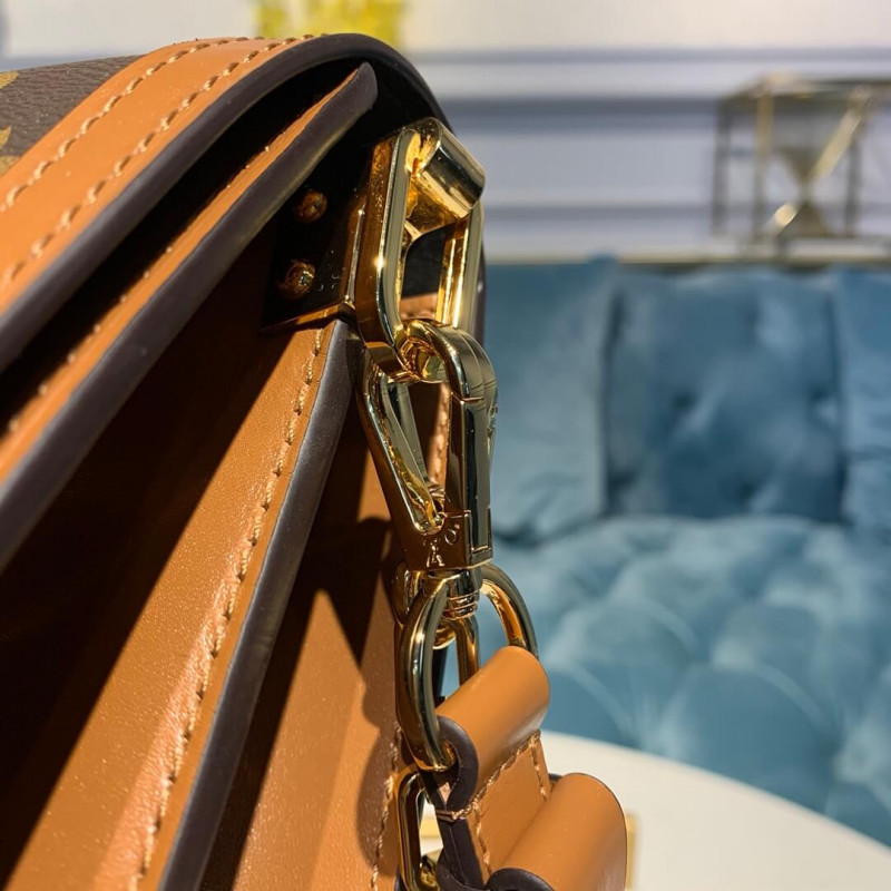 Replica Louis Vuitton Dauphine Mm M44392