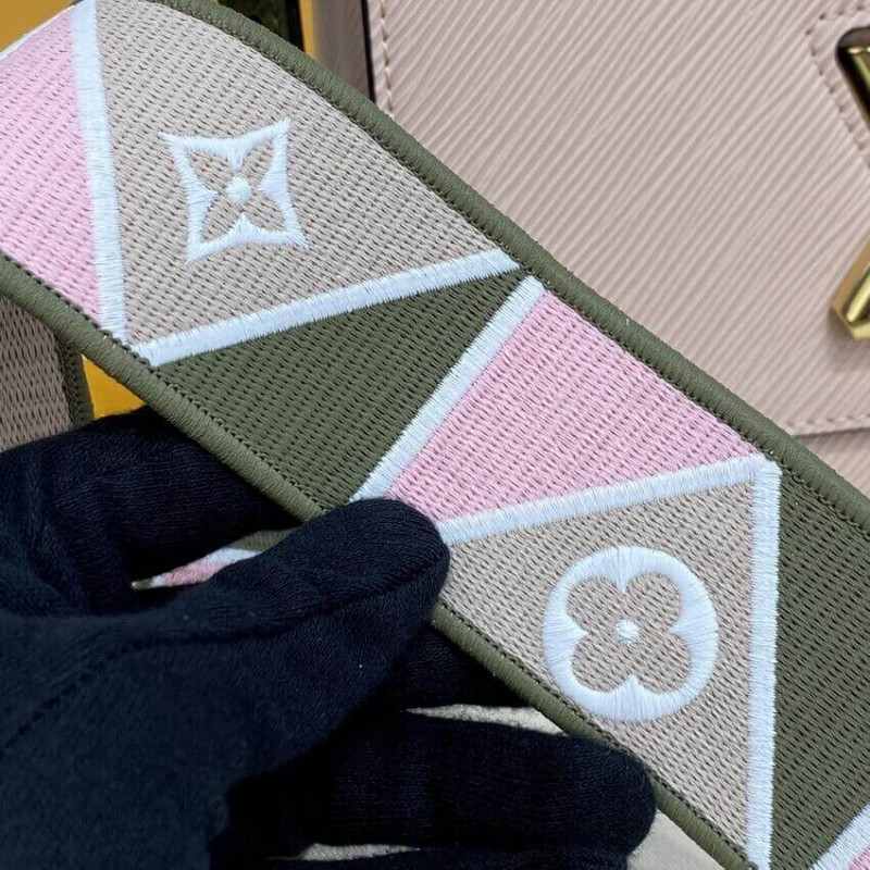 Replica Louis Vuitton Epi Leather Twist Mm M59028 Pink