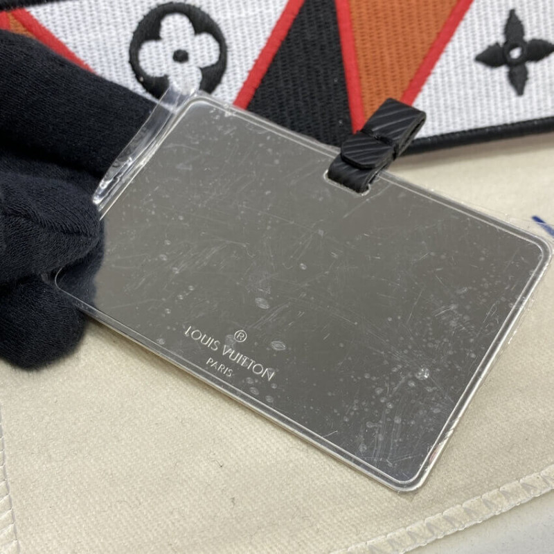 Replica Louis Vuitton Epi Leather Twist Mm M59027 Black