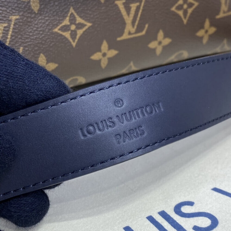 Replica Louis Vuitton Monogram Beauborg Mm M43953