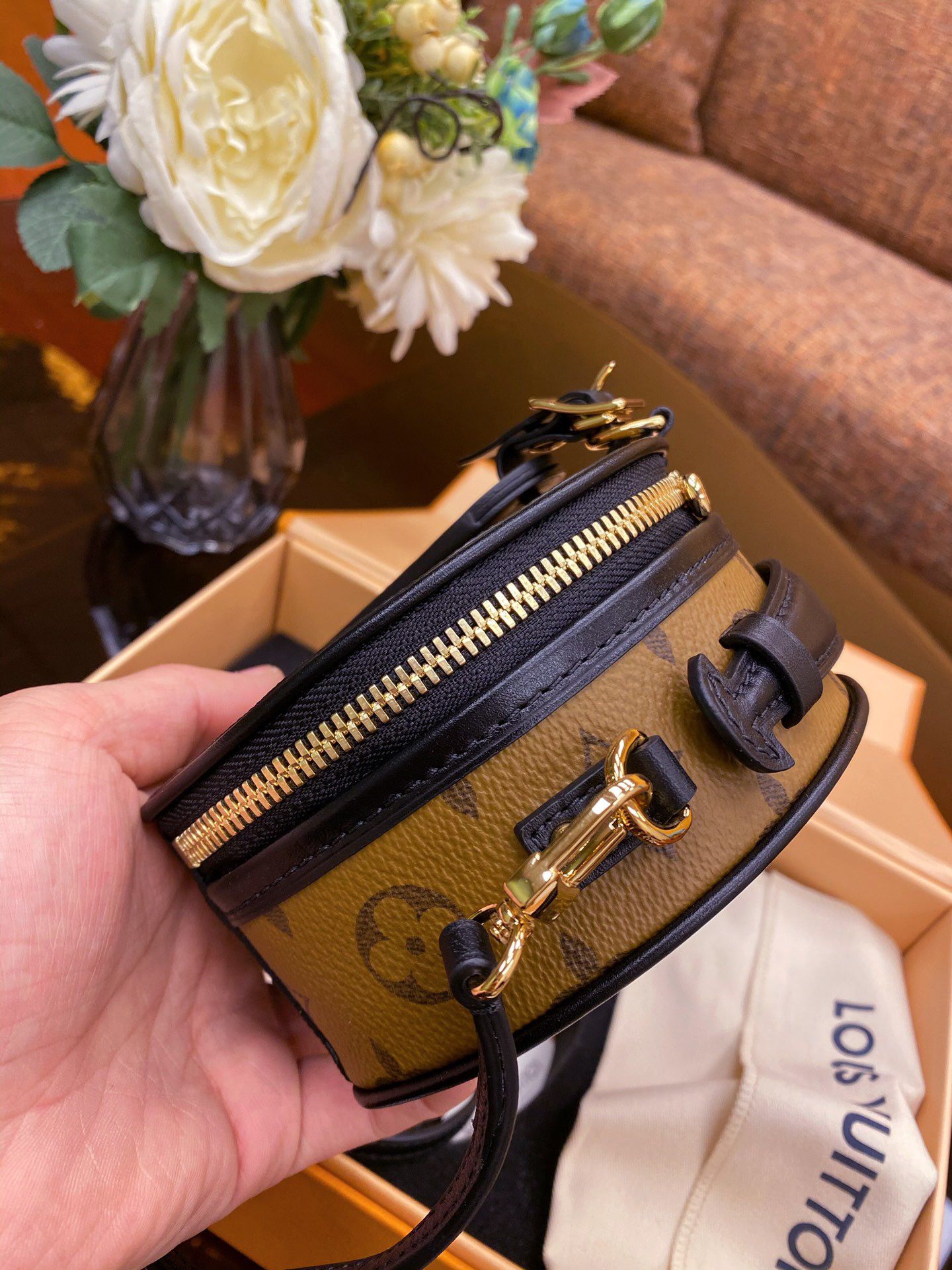 Replica Louis Vuitton Monogram Reverse Canvas Mini Boite Chapeau M68276