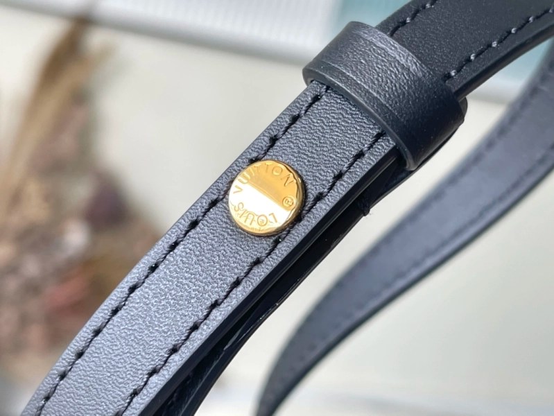 Replica Louis Vuitton Tilsitt Monogram Handbag M46548 Aaa