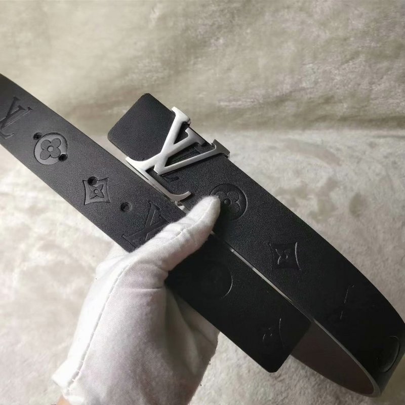 Replica Louis Vuitton Belt L55-70 38Mm Silver