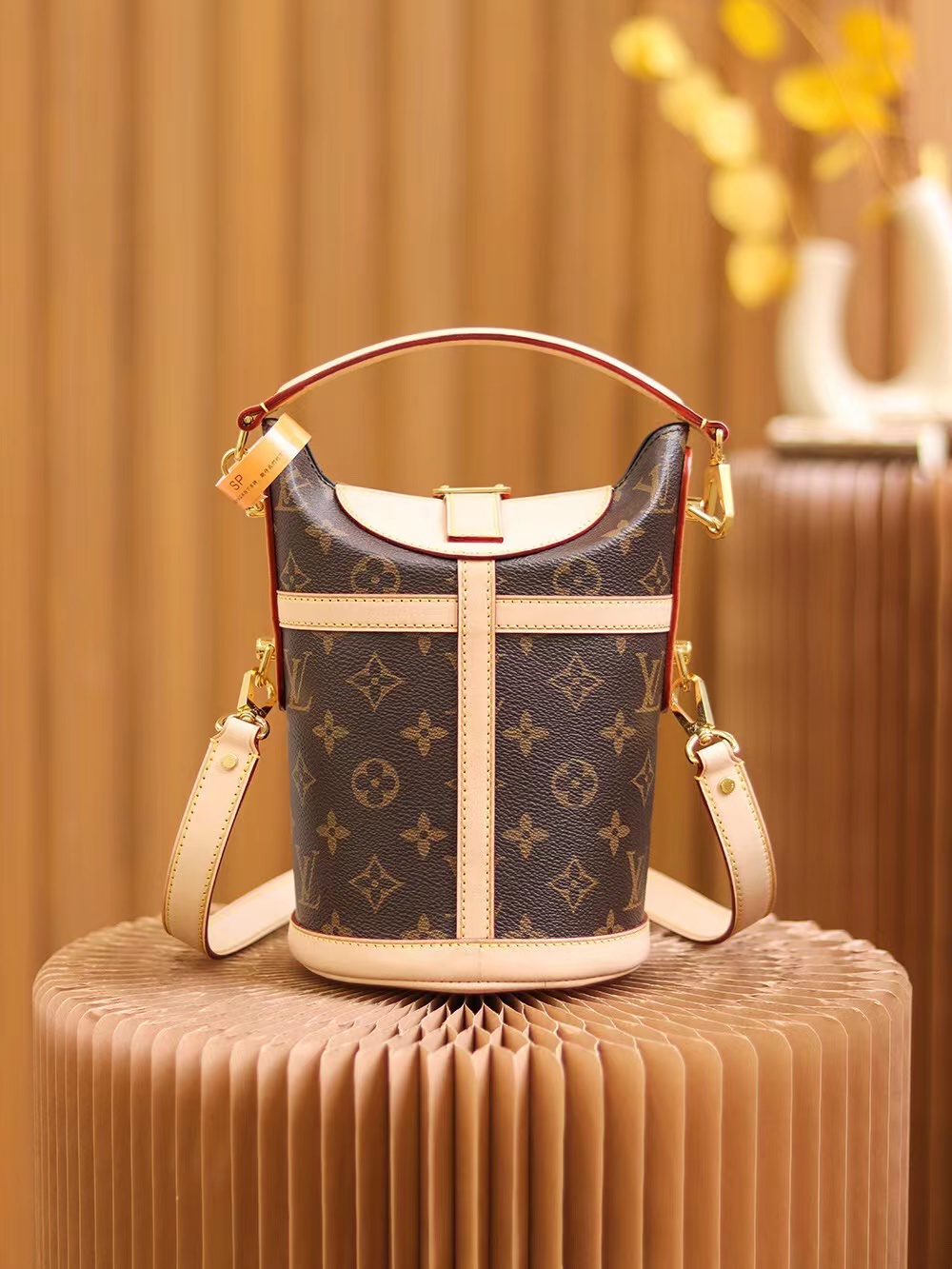 Replica Louis Vuitton Monogram Canvas Duffle Bag M43587