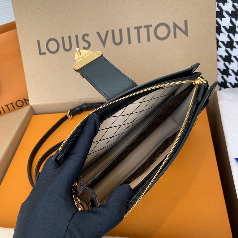 Replica Louis Vuitton Petite Malle M44199