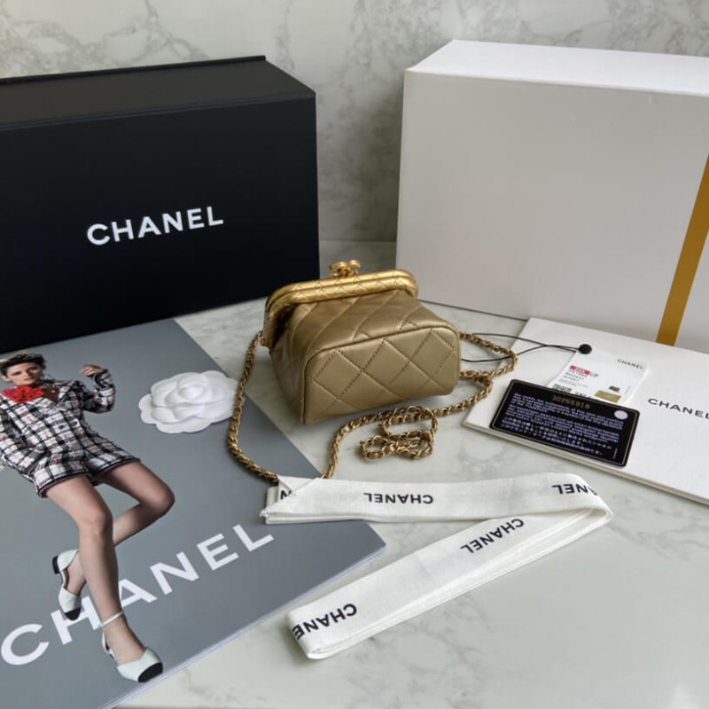 Replica Chanel Small Lambskin Kiss-Lock Bag As1885