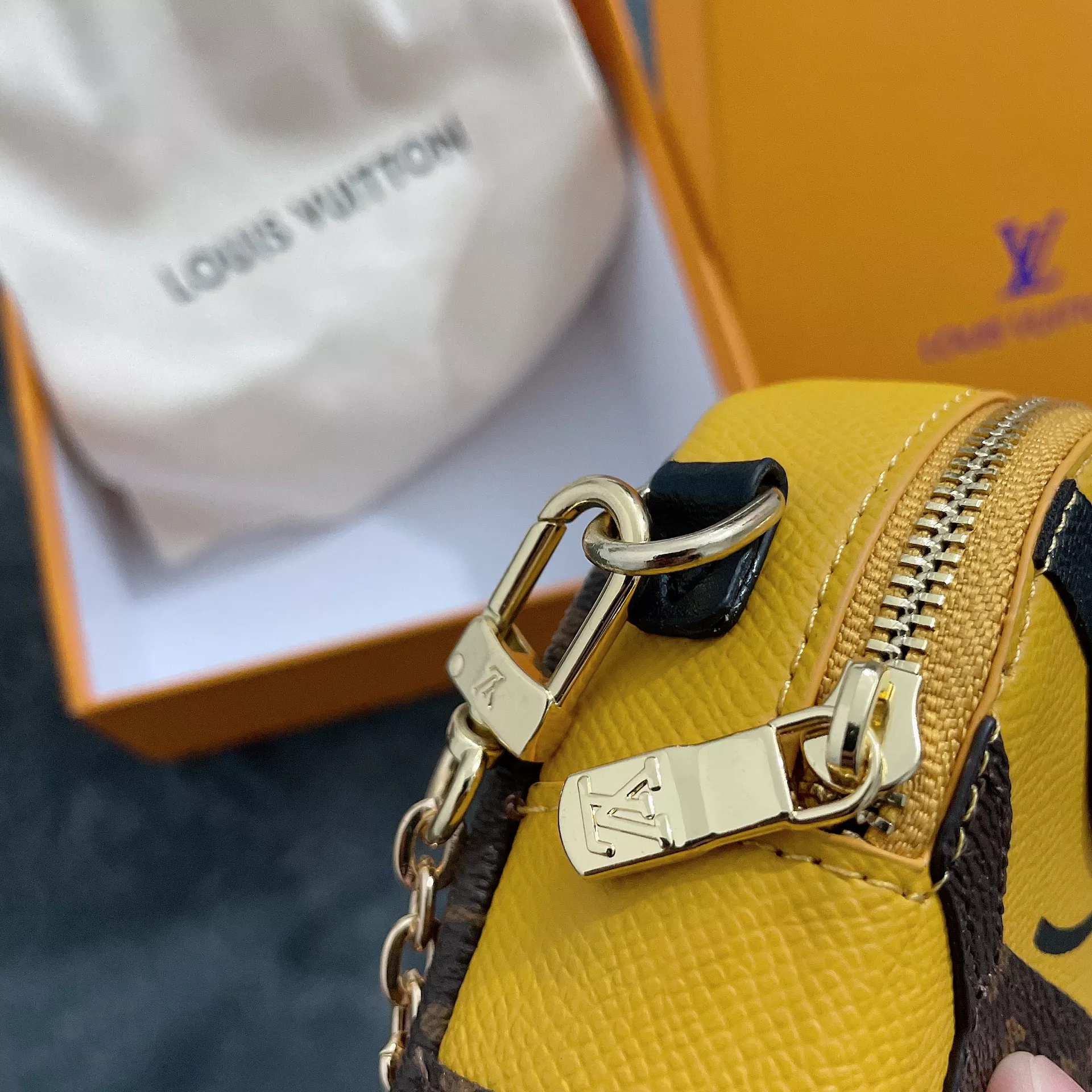 Replica Louis Vuitton Cartoon Bag Charm Chain Coin Wallet L03