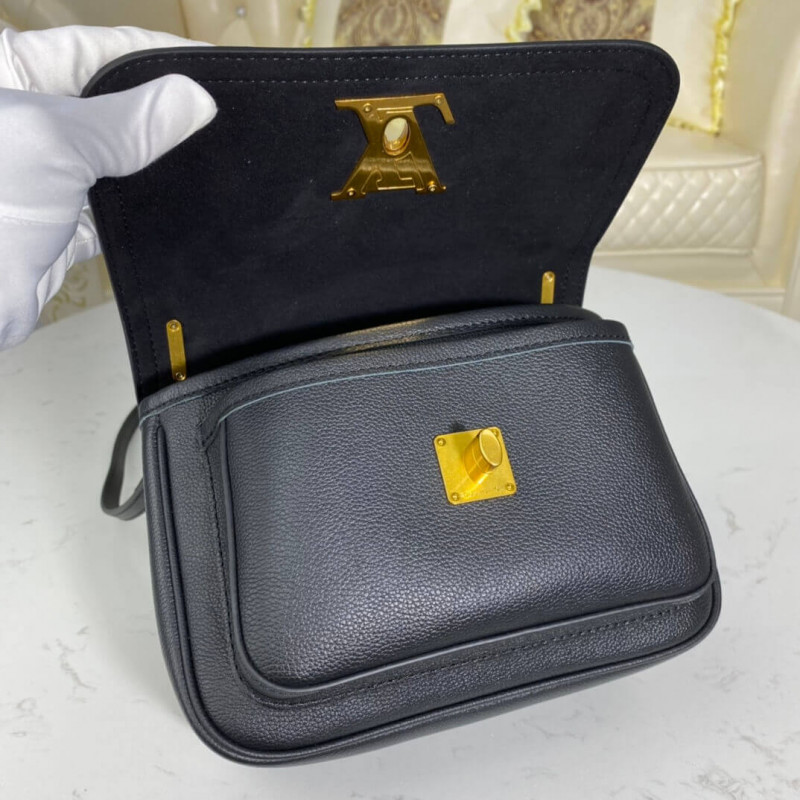 Replica Louis Vuitton Lockme Chain Pm M57073