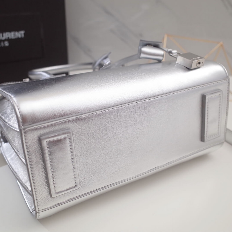 Replica Saint Laurent Sac De Jour Souple Baby In Crumpled Silver Calf Leather 477477