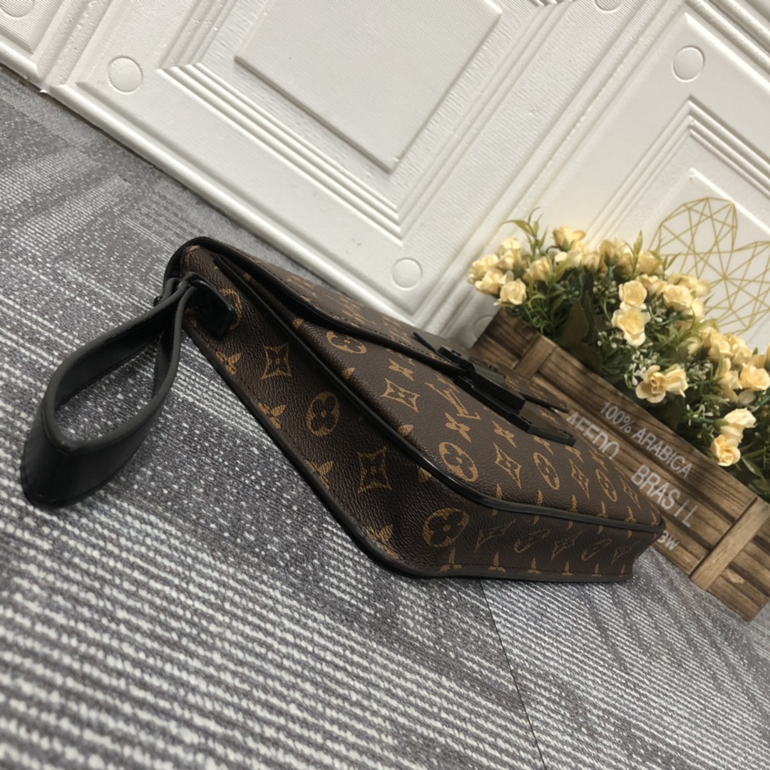 Replica Louis Vuitton S Lock A4 Pouch M80560