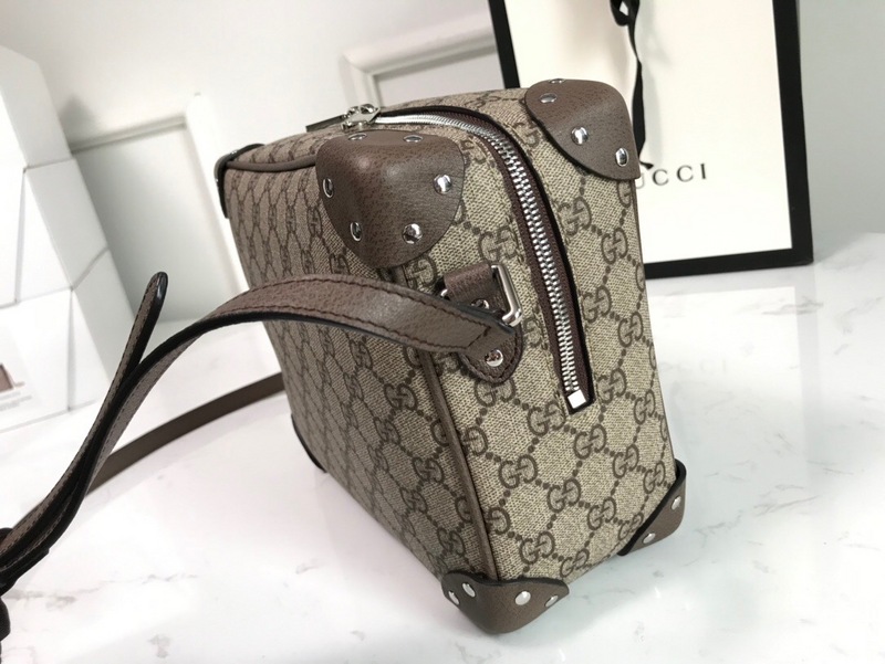 Replica Gucci Shoulder Bag With Leather Details
