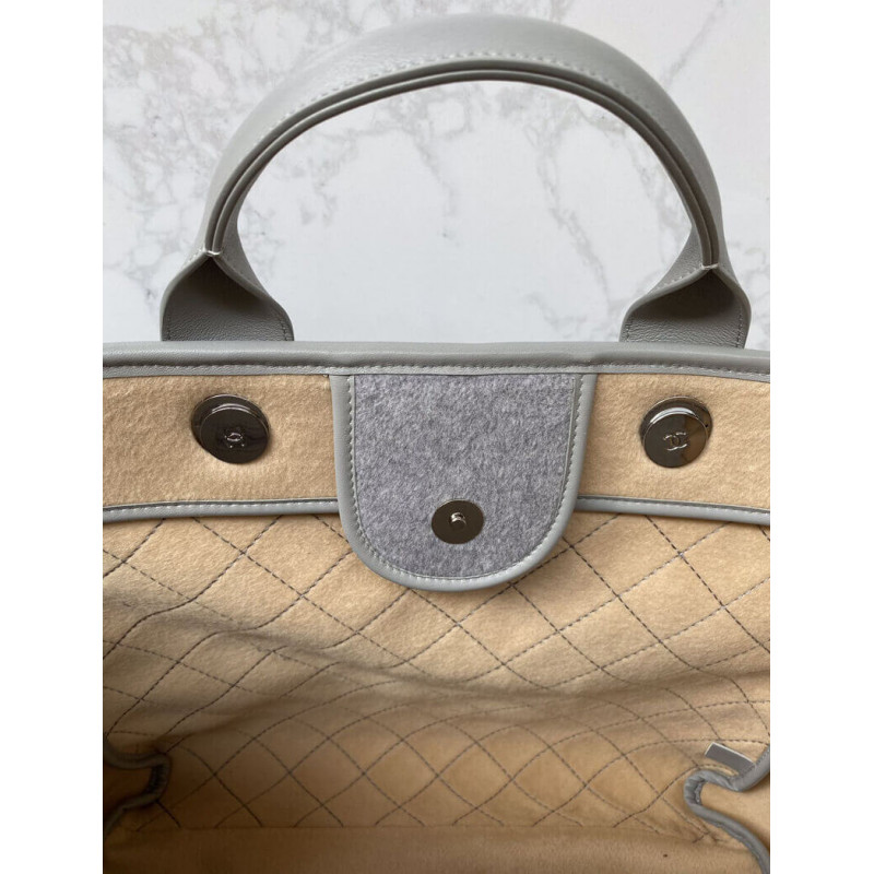 Replica Chanel Wool Felt Deauville Shopping Bag A60598 Grey