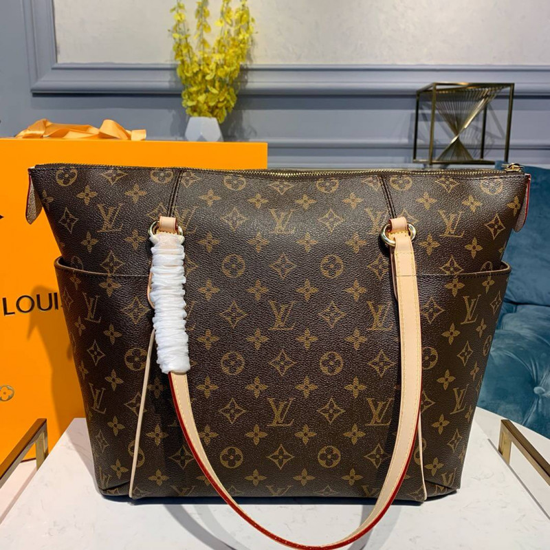 Replica Louis Vuitton Monogram Canvas Totally Mm M56689