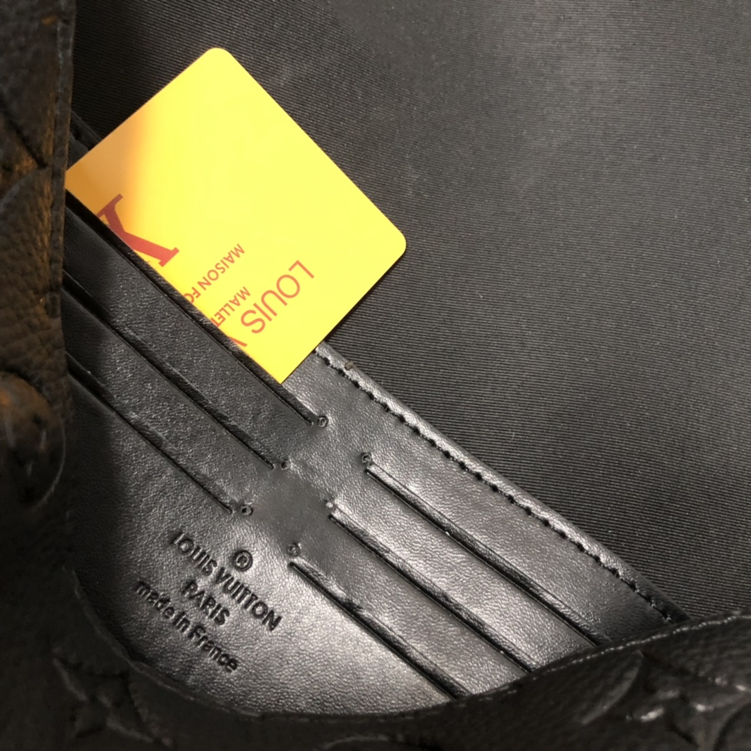 Replica Louis Vuitton S Lock A4 Pouch M80560