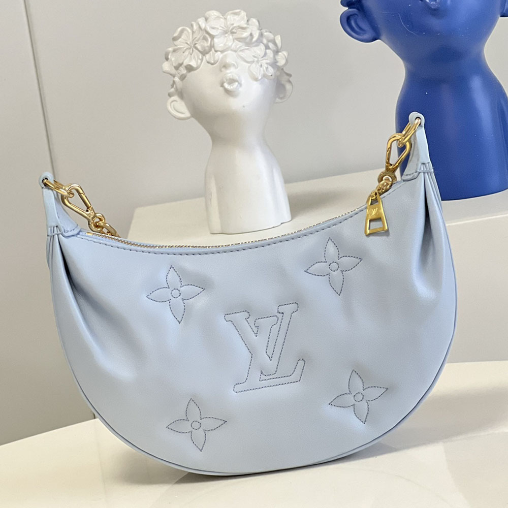 Replica Louis Vuitton Aaa- Over The Moon
