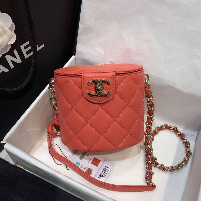 Replica Chanel Round Vanity Case As1355