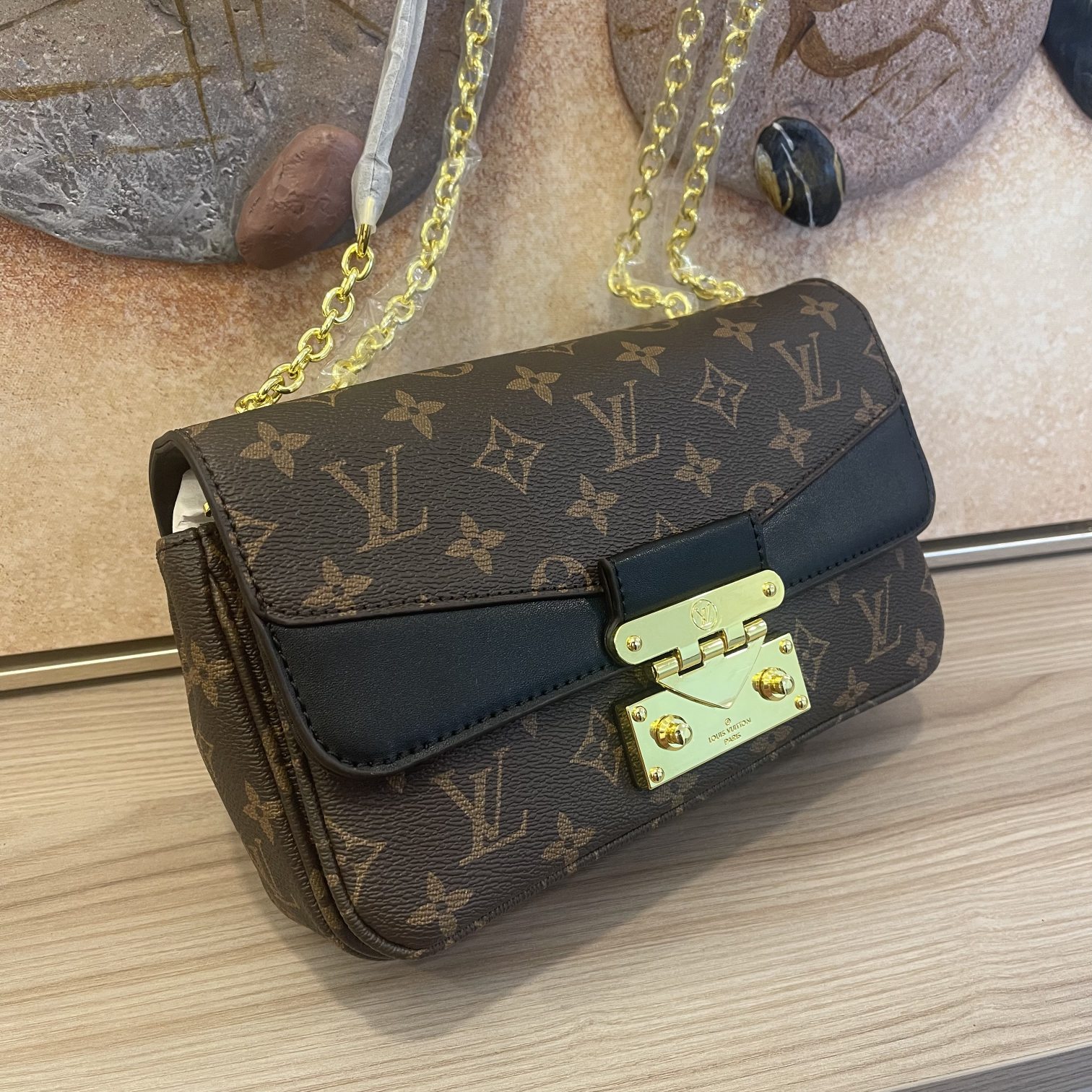 Replica Louis Vuitton Marceau Chain Handbag- Black/Brown