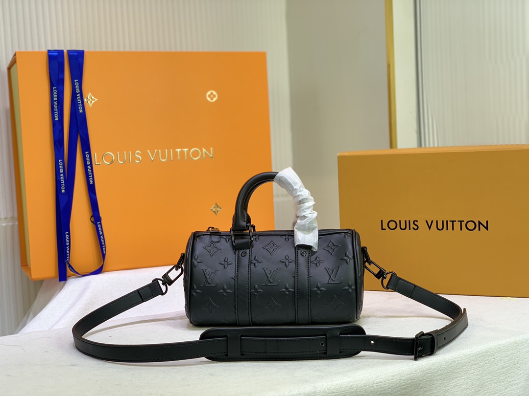 Replica Louis Vuitton Keepall Xs Monogram Seal Version