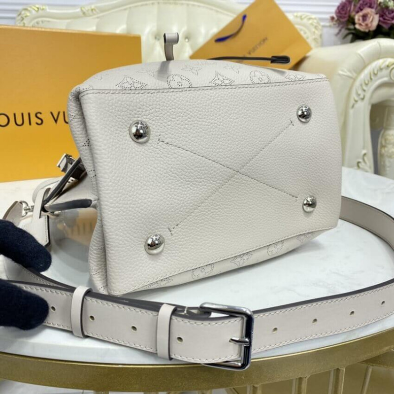 Replica Louis Vuitton Mahina Leather Muria M57526