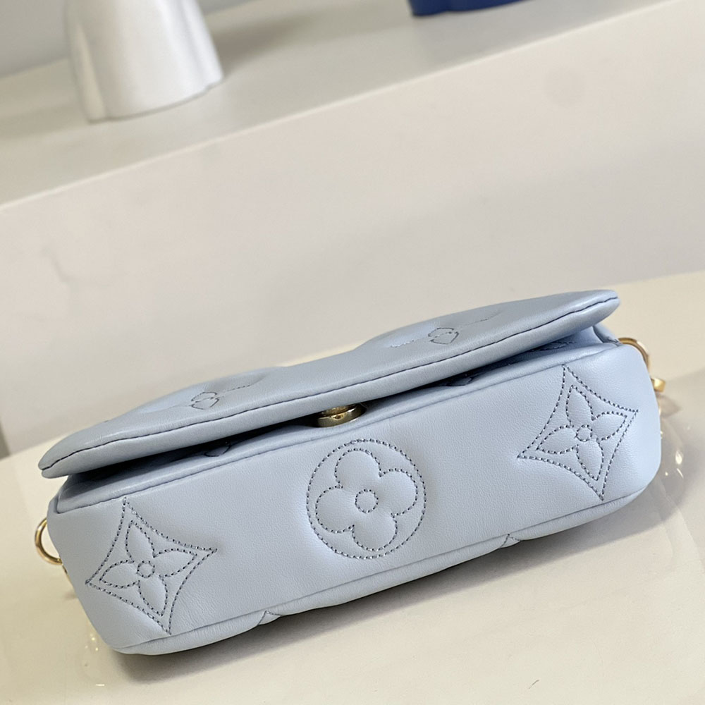 Replica Louis Vuitton Aaa- Wallet On Strap Bubblegram