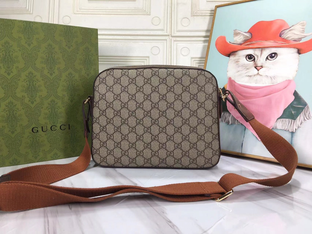 Replica Gucci Messenger Bag With Interlocking G 675891