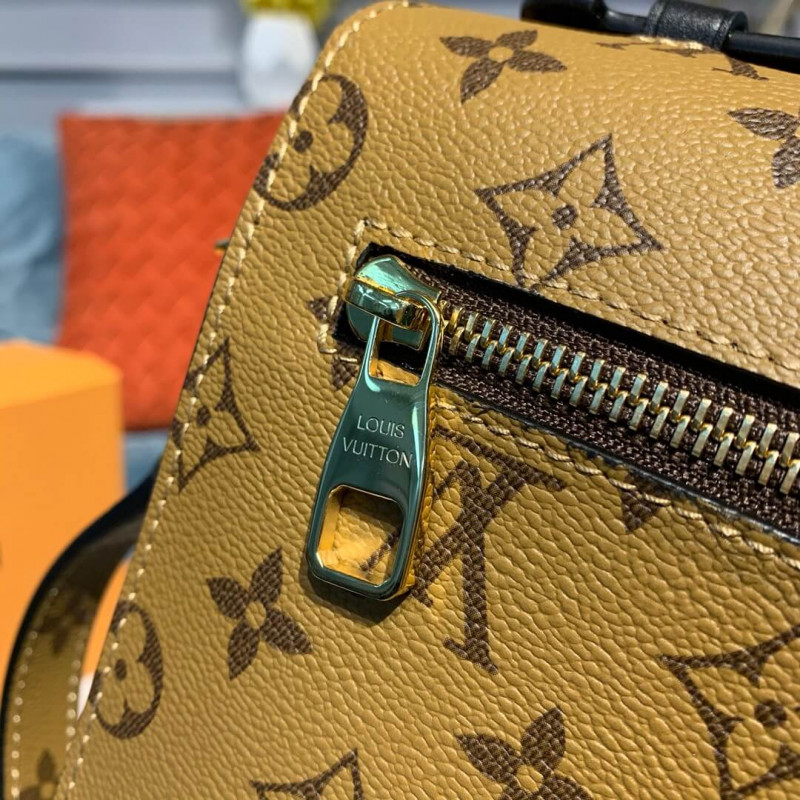 Replica Louis Vuitton Monogram Canvas Pochette Metis M41465