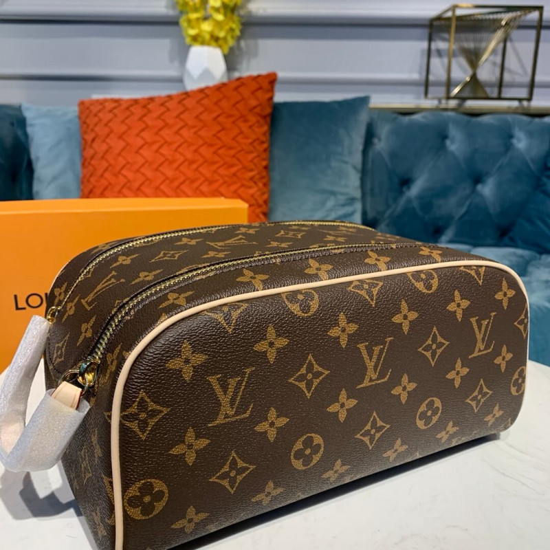 Replica Louis Vuitton Monogram Canvas King Size Toiletry Bag M47528