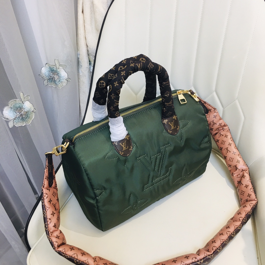 Replica Louis Vuitton Speedy Bandouliere 30 Handbag