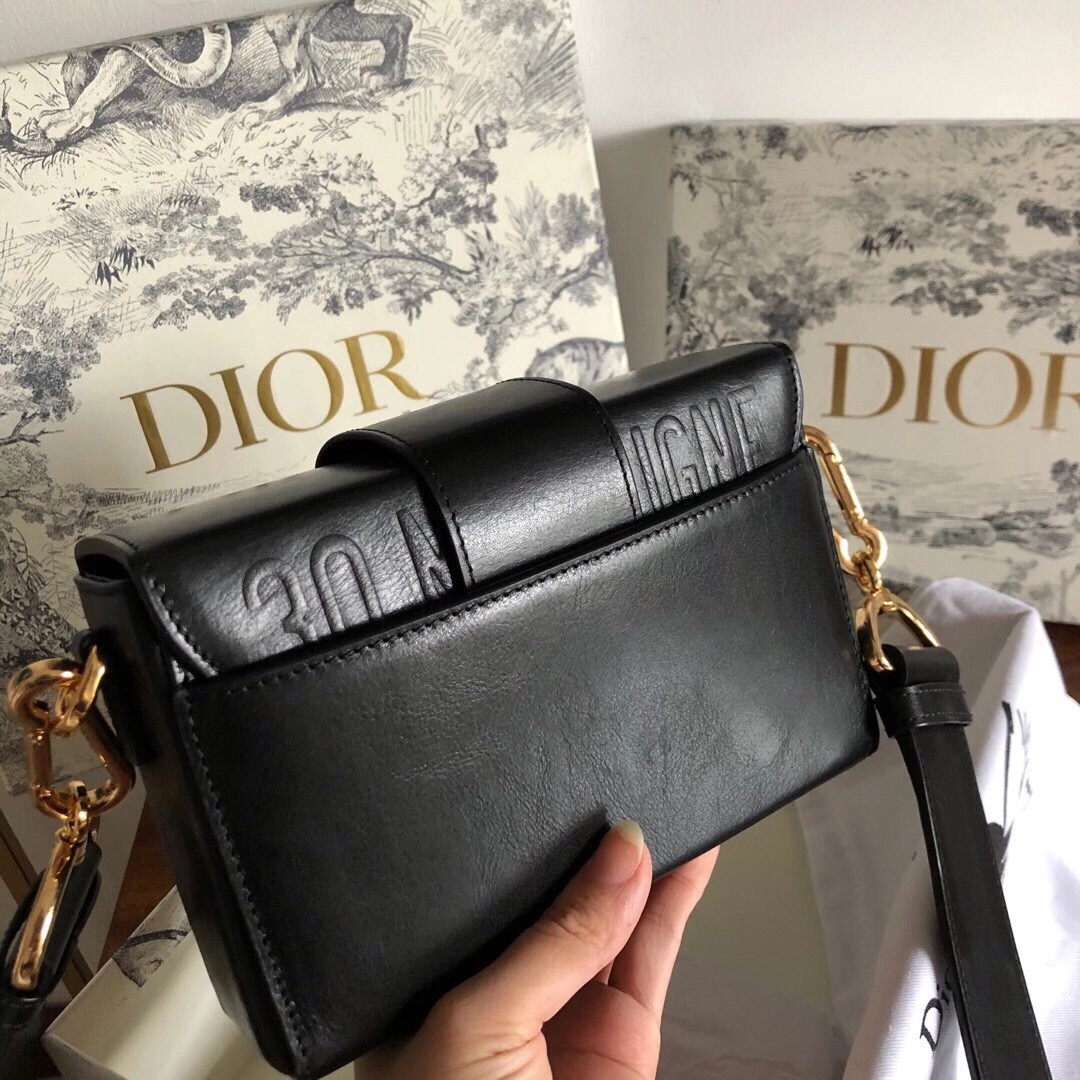 Replica Dior 30 Montaigne Box Bag M9204