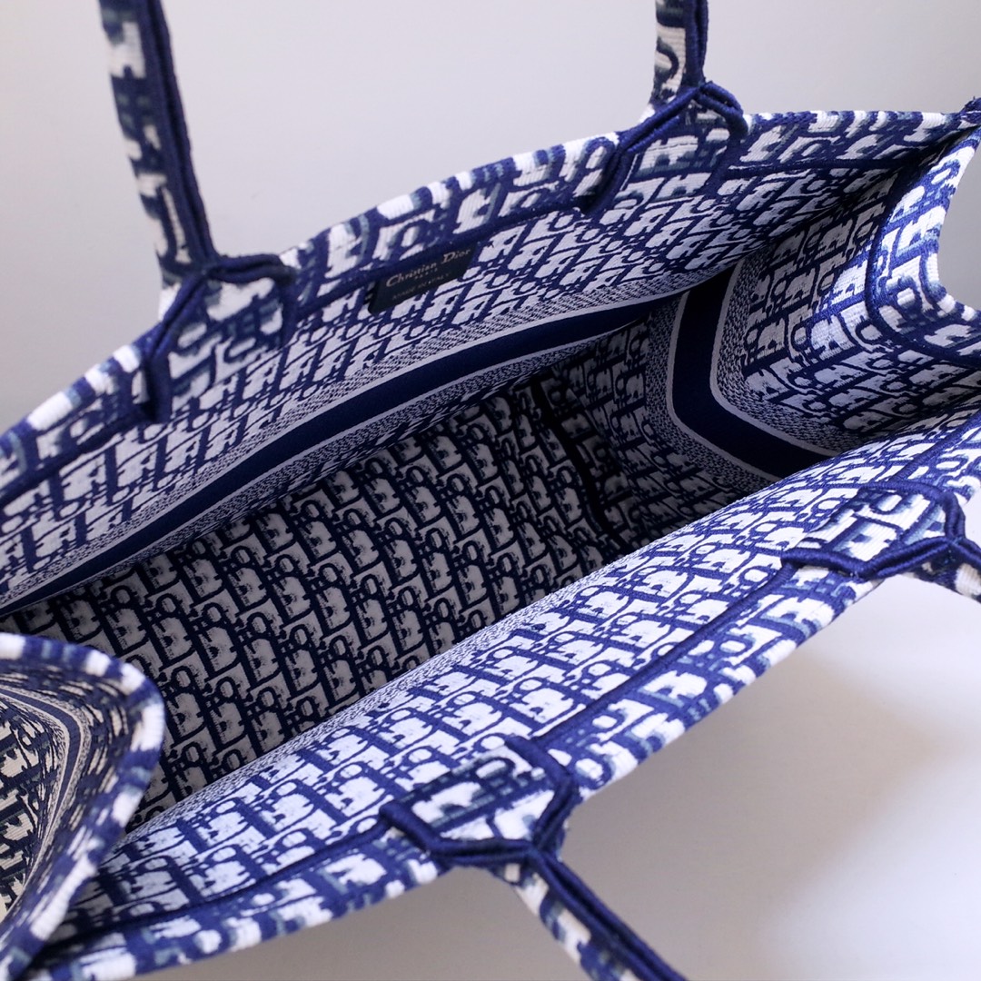 Replica Dior Book Tote M1286