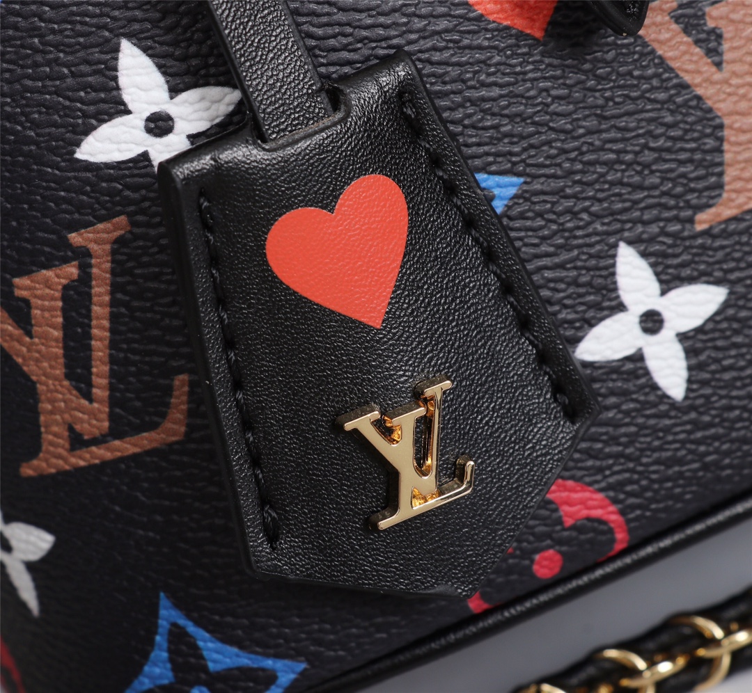 Replica Louis Vuitton Game On Vanity Pm M57482 Black/White