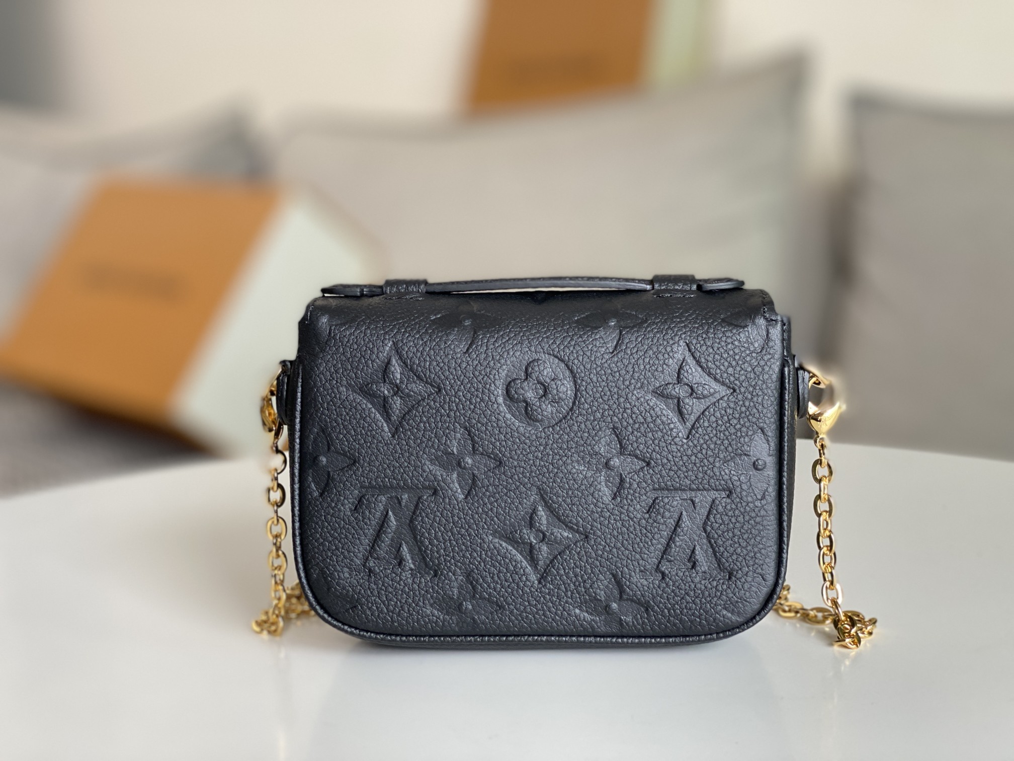 Replica Louis Vuitton Pochette Micro Metis Bag