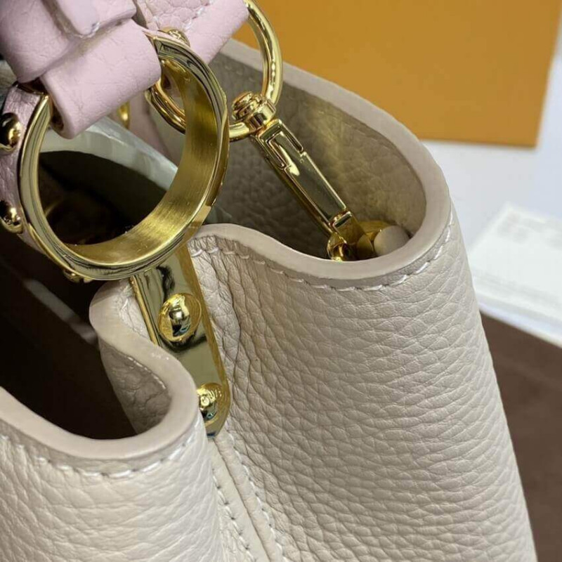 Replica Louis Vuitton Taurillon Leather Capucines Bb M57223