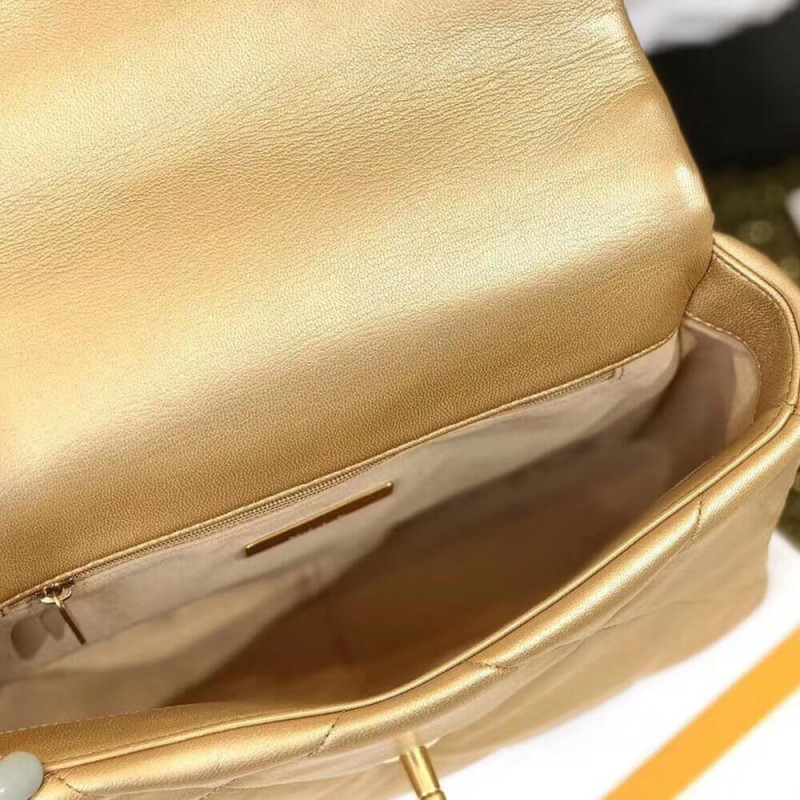 Replica Chanel 19 Flap Bag As1160 Gold