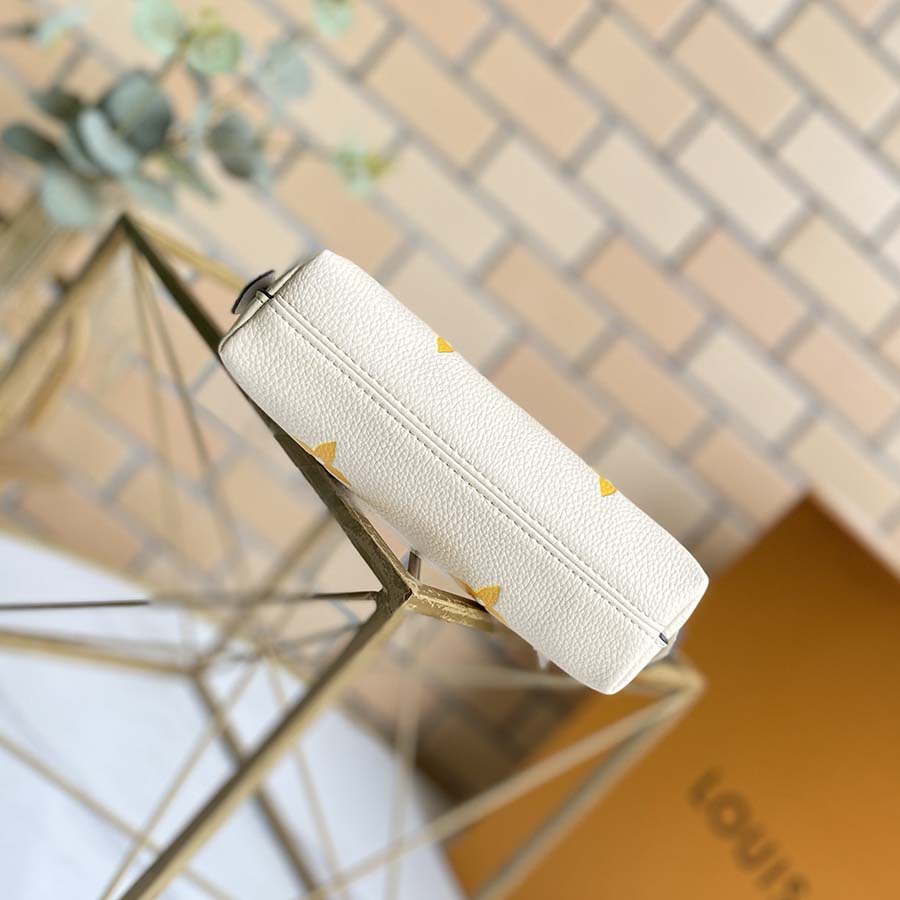 Replica Louis Vuitton By The Pool Cosmetic Pouch