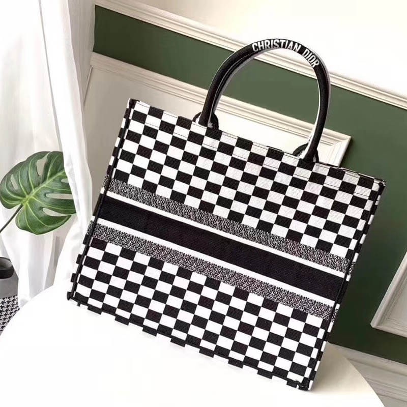 Replica Christian Dior Book Tote Black And White Bag M1286