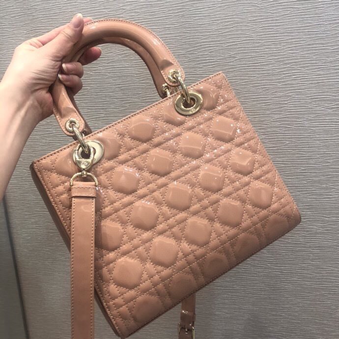 Replica Dior Medium Lady Bag