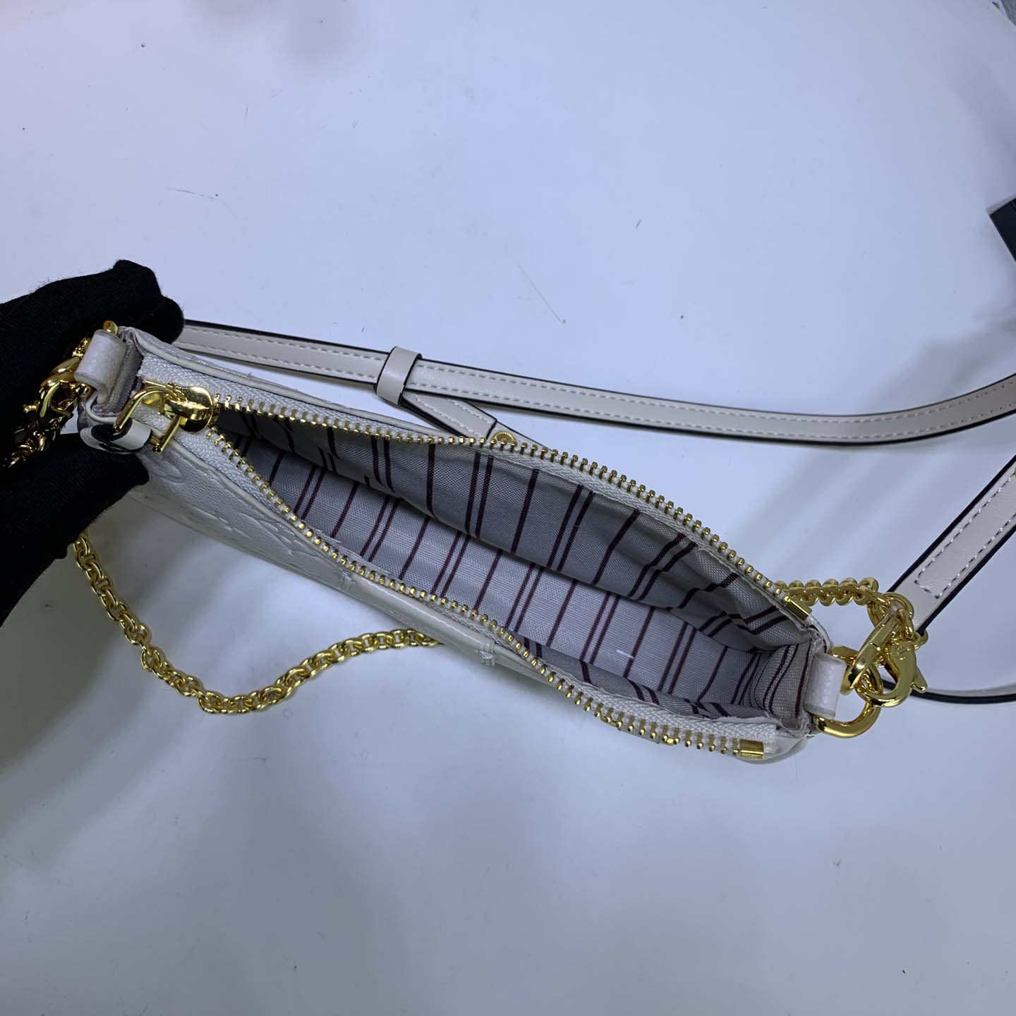 Replica Louis Vuitton Easy Pouch On Strap- Black/Beige/White